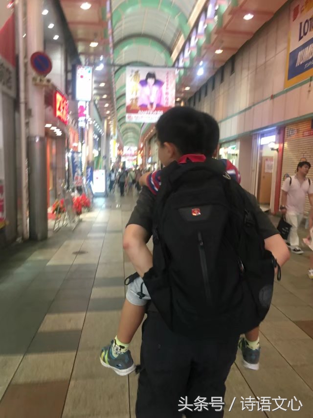 暑假带娃去部队看亲人,带娃去拉练