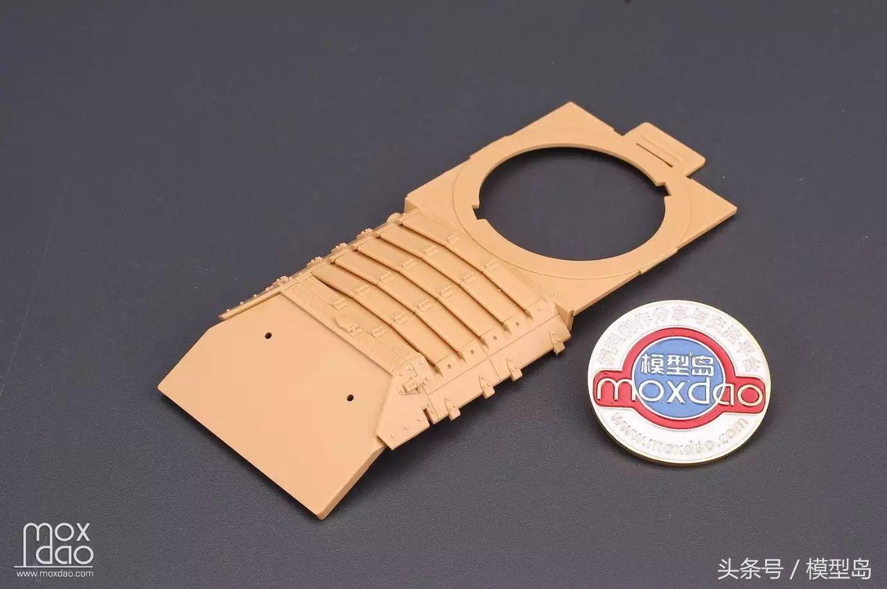 田宫新品35352圣瓦伦丁战车|板件评测