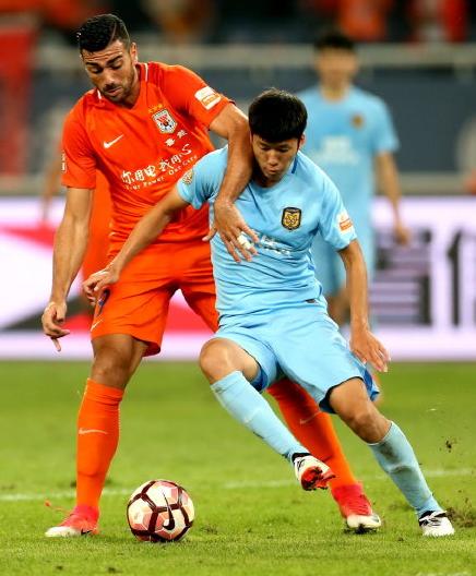 塔尔德利惊天怒吼,塔尔德利假摔