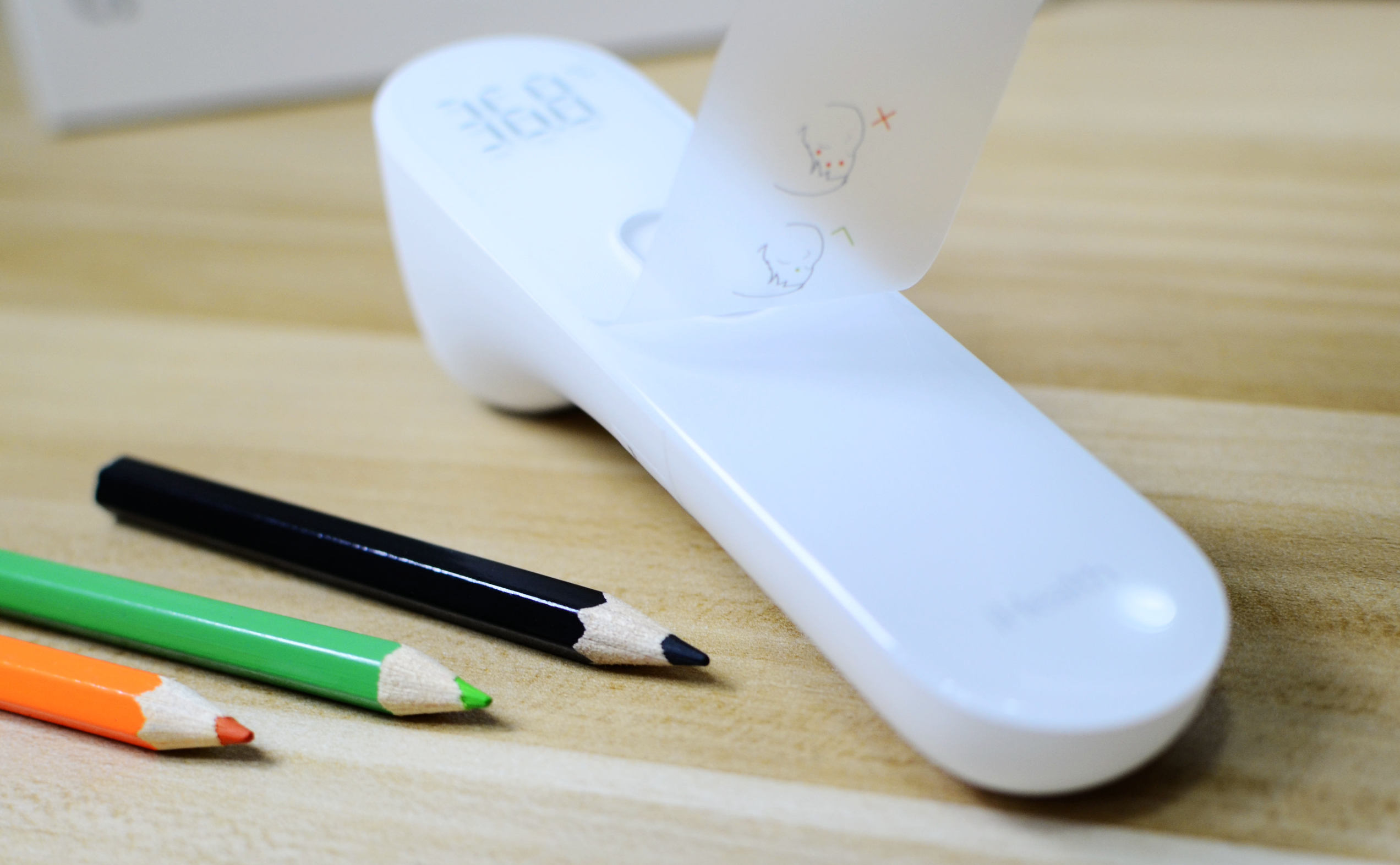 售价仅为129元，家里的护娃神器！小米iHealth红外线体温计测评！