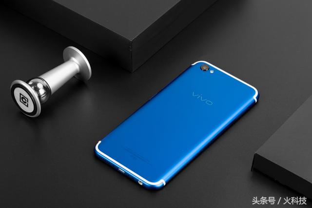 vivo和oppo建议买哪个销量好,vivo和oppo哪几款手机值得购买