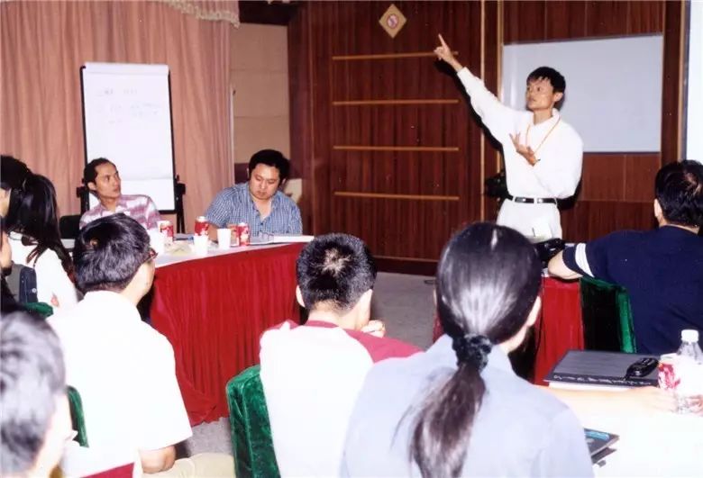 阿里巴巴商业模式,阿里巴巴创业之初盈利模式