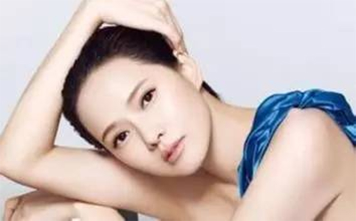 身体皮肤过敏后干燥起皮怎么修复,脸上过敏干痒红肿紧绷起皮涂什么