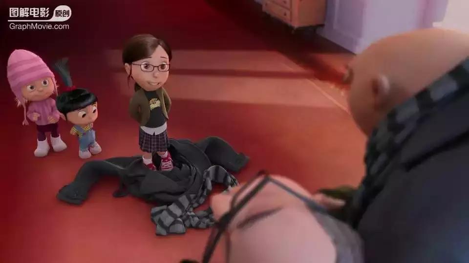 1分钟看完家庭大改造《卑鄙的我》小黄人番外短片