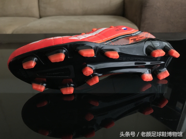 谁是阿迪达斯旗下第一刁民,毫无疑问球鞋改造小能手范大将军