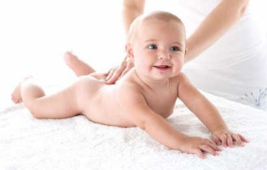 如何保护宝宝的皮肤,怎样可以让宝宝的皮肤白白嫩嫩呢