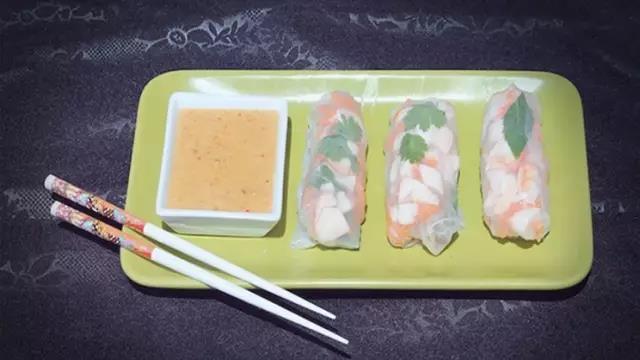 小龙虾的种类及吃法,如何吃小龙虾的方法和图解