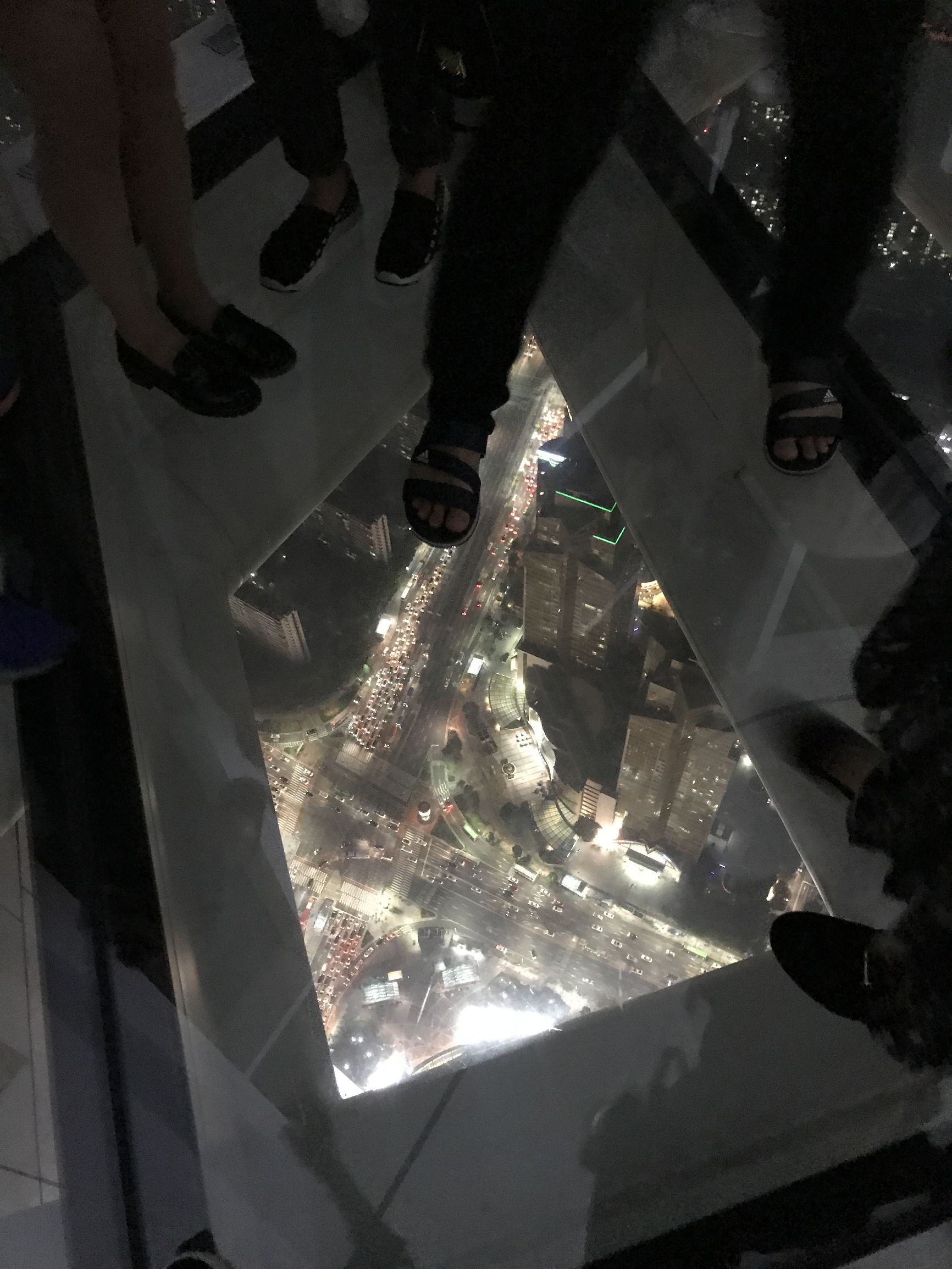 韩国现在还有人到中国吗,韩国萨德