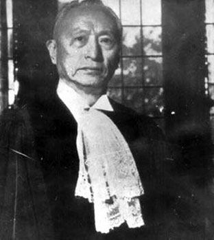 九一八后日本做贼心虚威胁中国外交官，顾维钧一句话令人肃然起敬