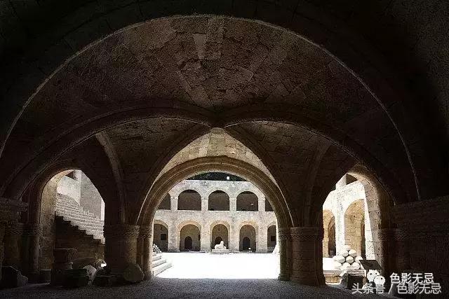 佳能l级镜头有哪些特点和用途,佳能l级镜头值得购买吗