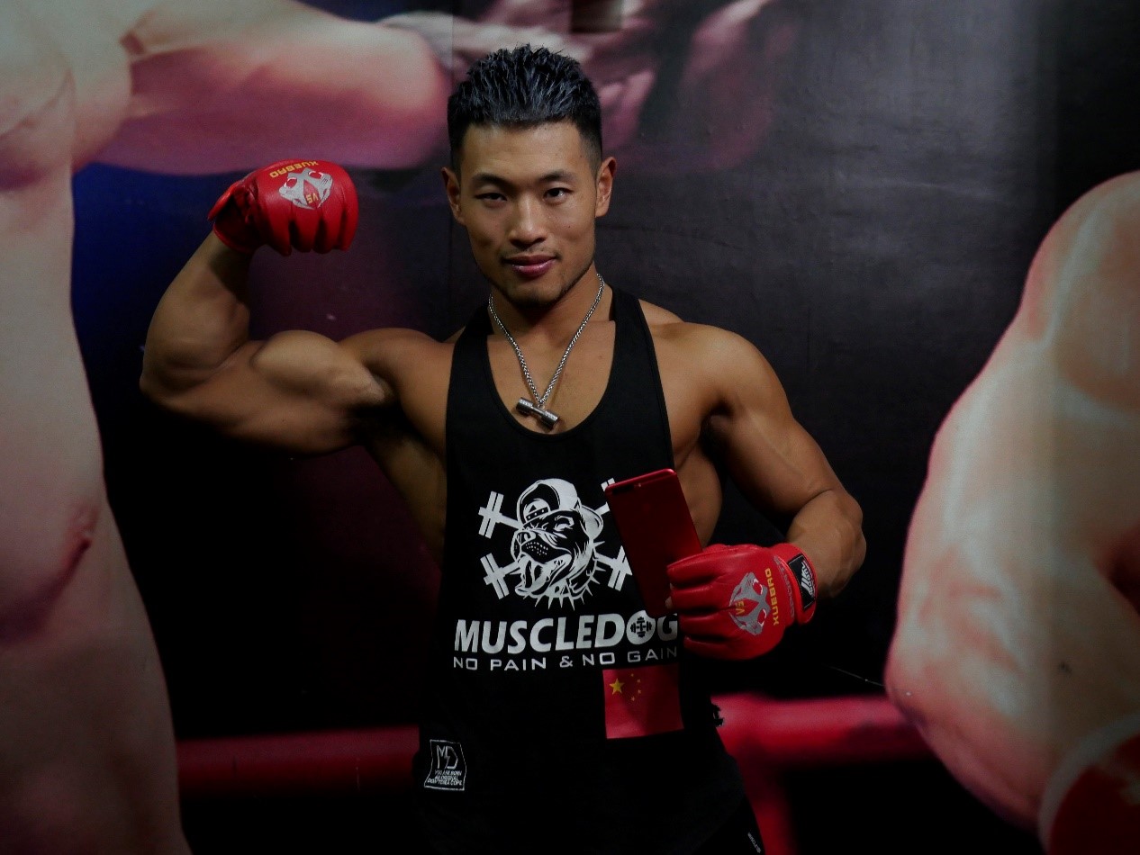 手机被坐弯了一点有影响吗,再也不用担心坐姿问题