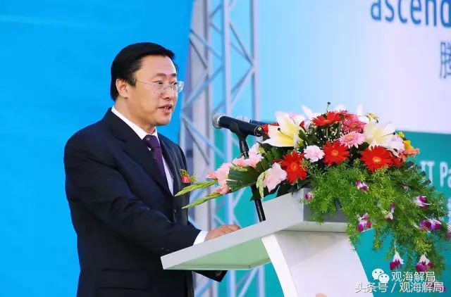 与3名女性搞双色交易，这名厅官倒在退休前