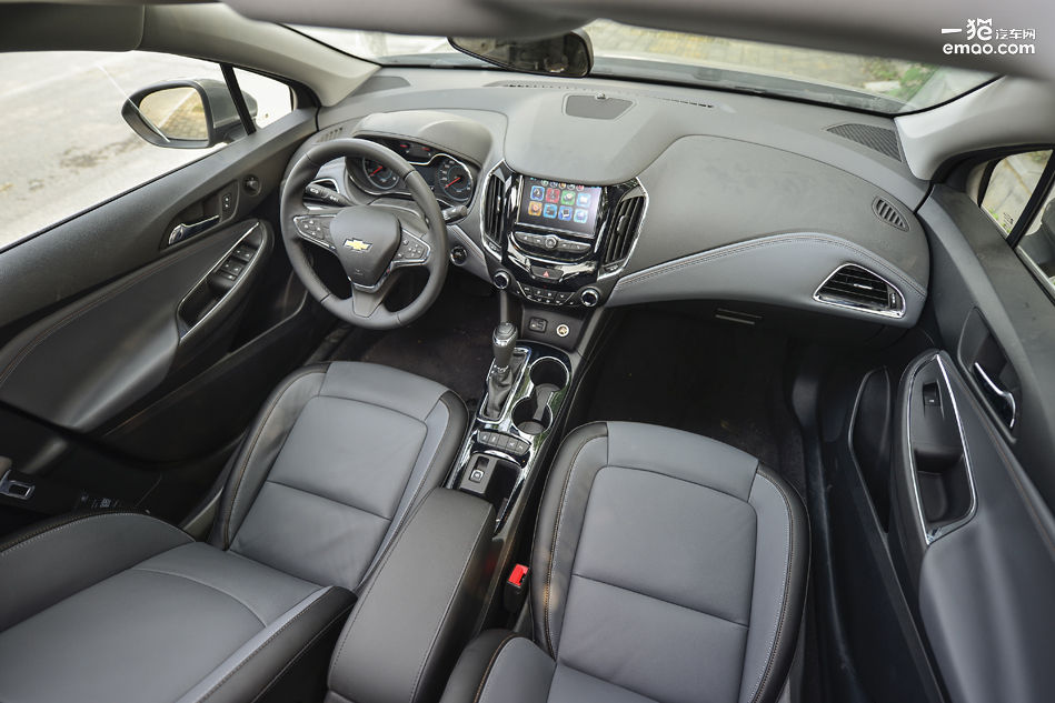 雪佛兰科鲁兹两厢车有几种,雪佛兰科鲁兹掀背动力如何