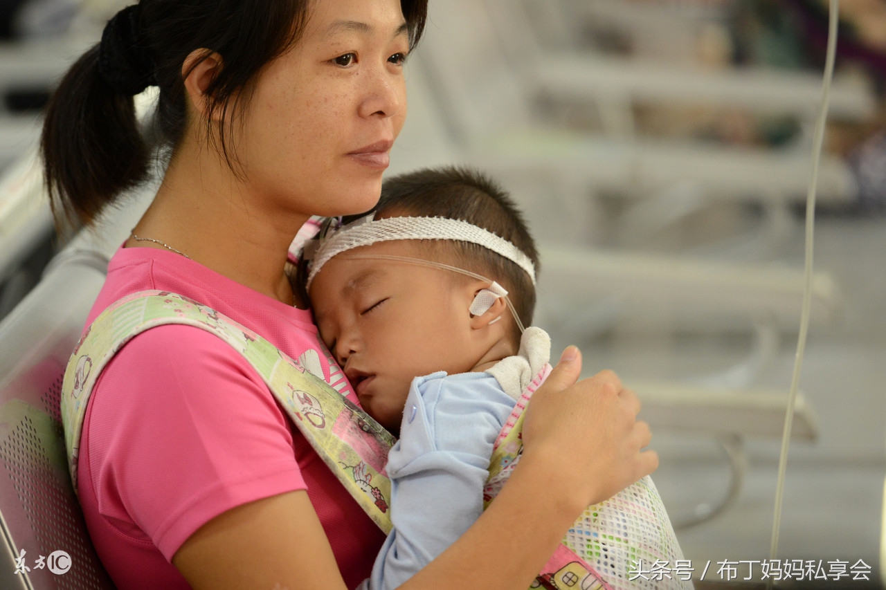 宝宝发烧父母着急怎么办,小孩发烧父母该怎么调整心态