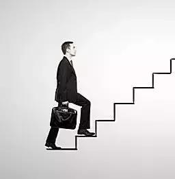 上下楼膝关节咯吱咯吱响,髌骨软化两侧膝关节疼痛难忍