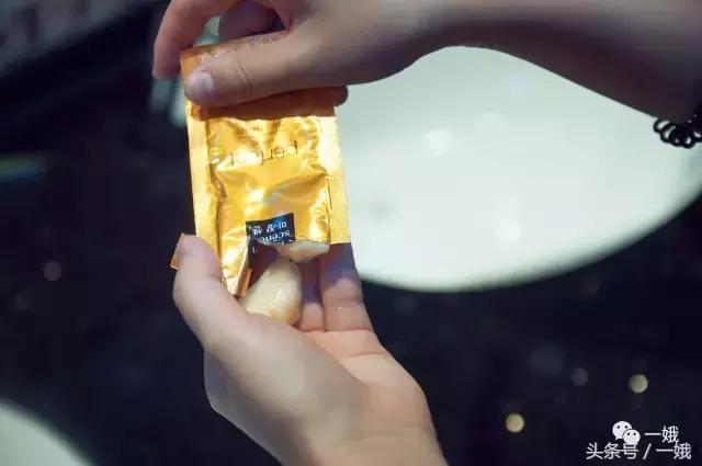 如何评价李宇春的先锋感时尚造型,李宇春怎么打扮都像中性人