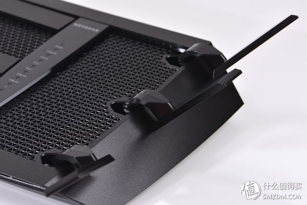 网件jr6100路由器是千兆还是百兆,千兆宽带感觉还是不够快