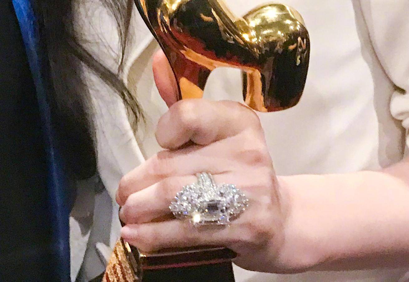 李晨范冰冰钻戒,李晨送给范冰冰的钻戒多少钱