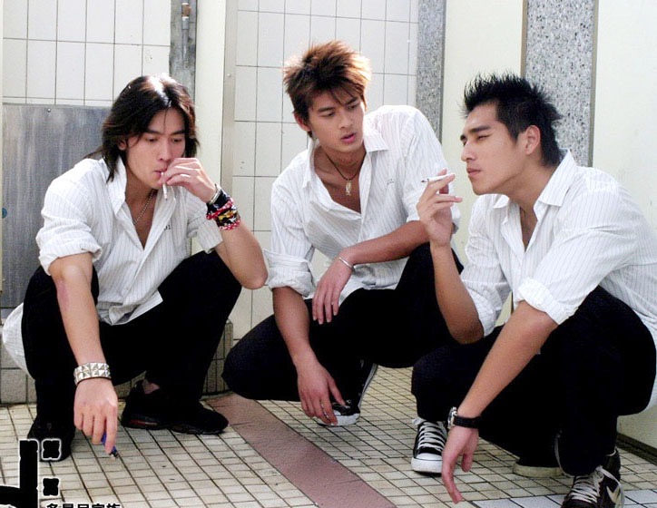 电视剧《斗鱼》，有多少人曾为小燕子的“不后悔”泪崩？