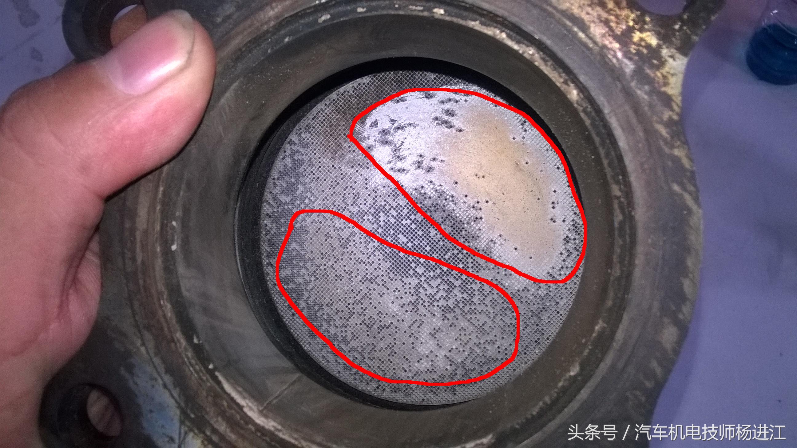 洁厕灵洗三元催化需要兑水吗,用洁厕灵清洗三元催化器靠谱吗