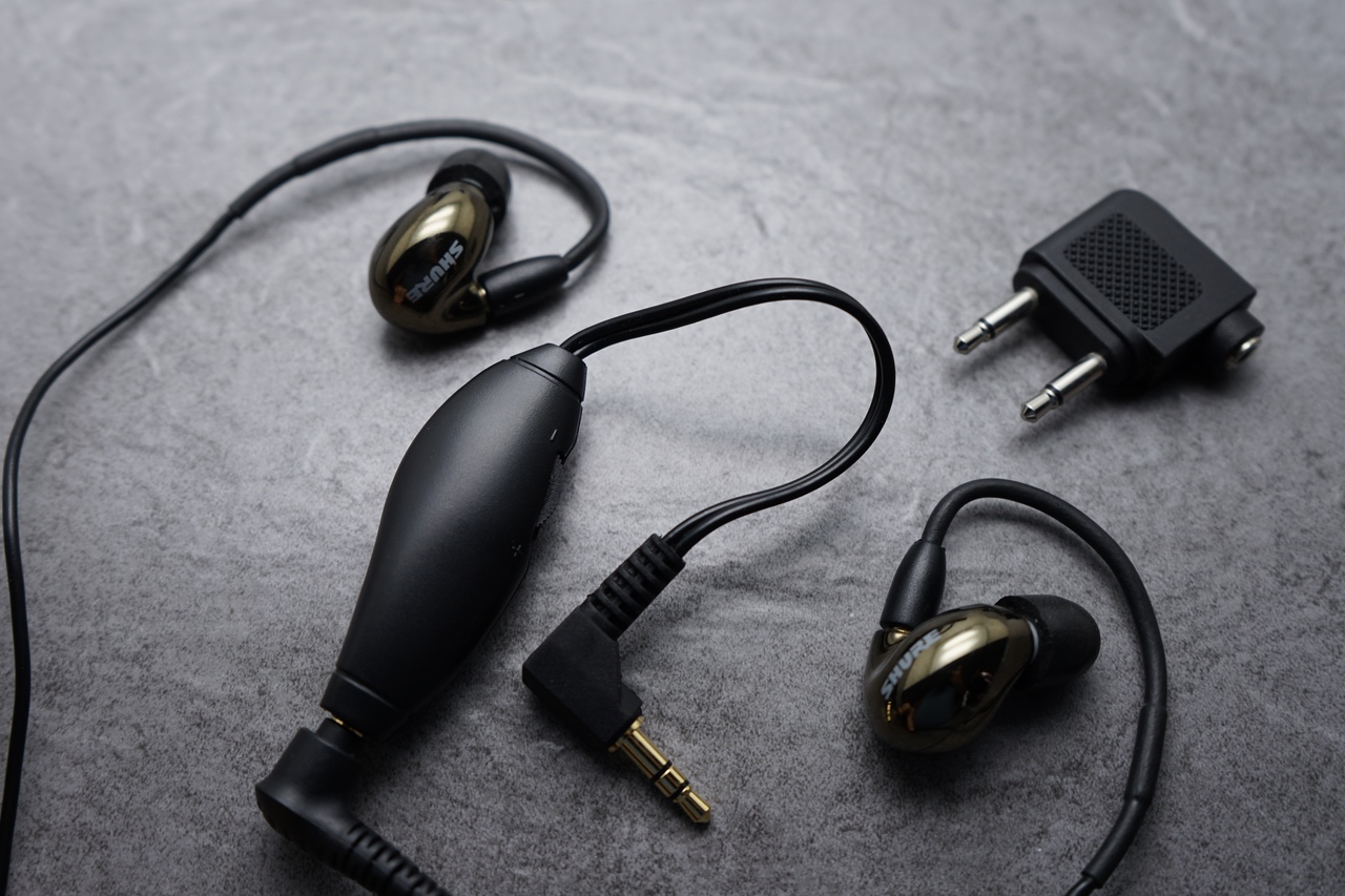 改变iPhoneX音质软肋！美国舒尔SE846彩色版+RMCE-LTG升级线实测