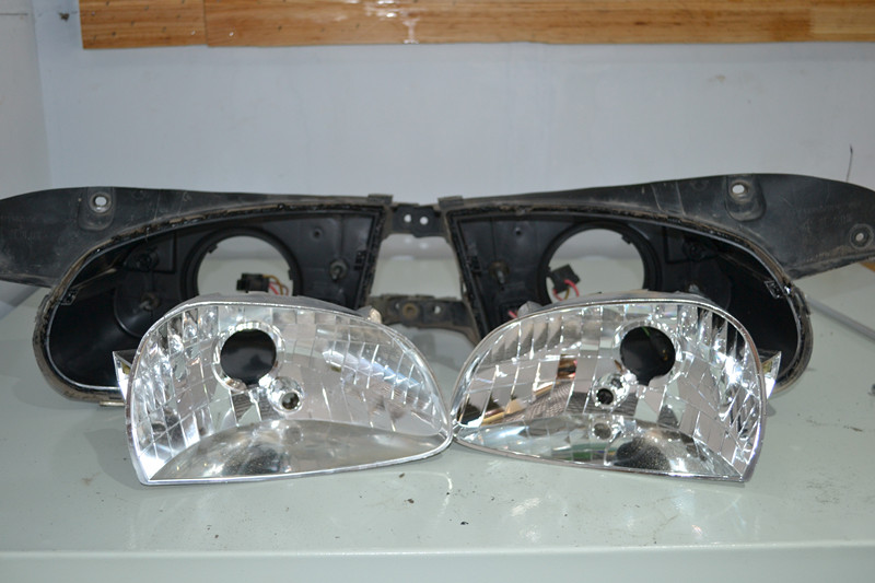 汽车灯光走自己的路不一样的眼睛不一样的美独具一格的身份