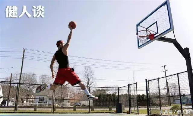 原来你错了，打了和踢了这么多年篮球足球！