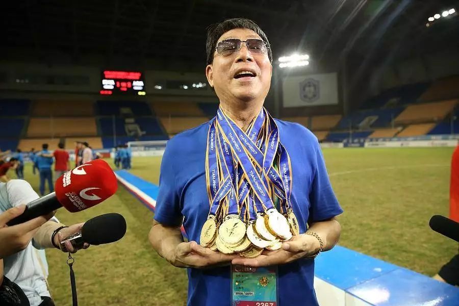 薛之谦为高磊鑫唱了几次安河桥,薛之谦安和桥十年之约完整版