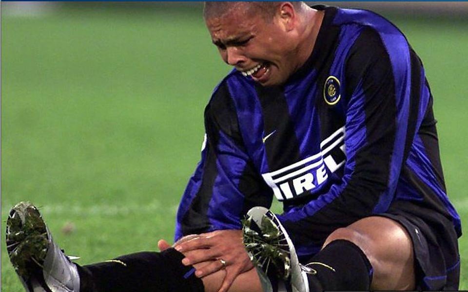 外星人罗纳尔多生涯残暴过人,外星人罗纳尔多生涯经典时刻