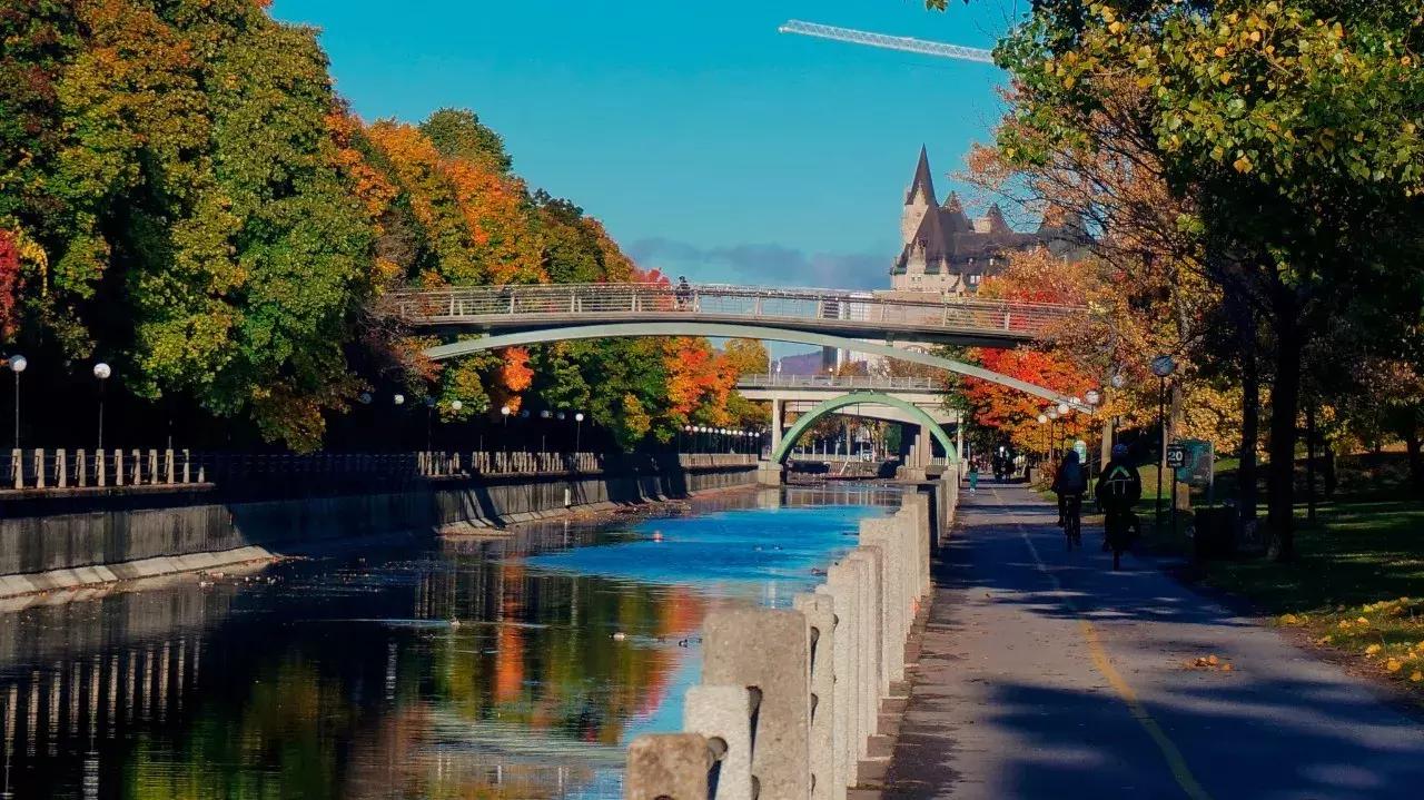 2018加拿大签证新政策是什么样的,2017加拿大签证攻略