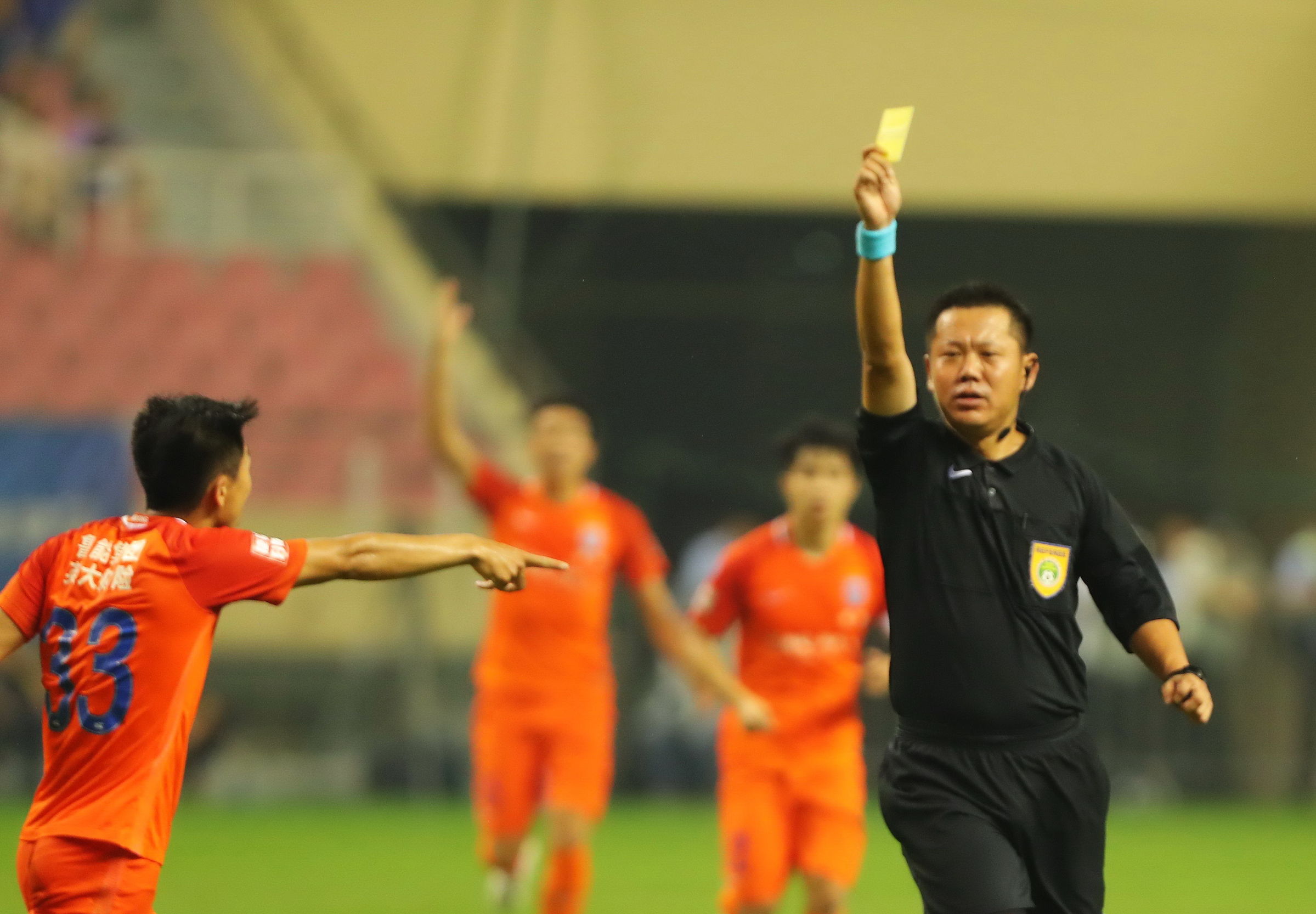 中超争议判罚分析,裁判承认误判报告