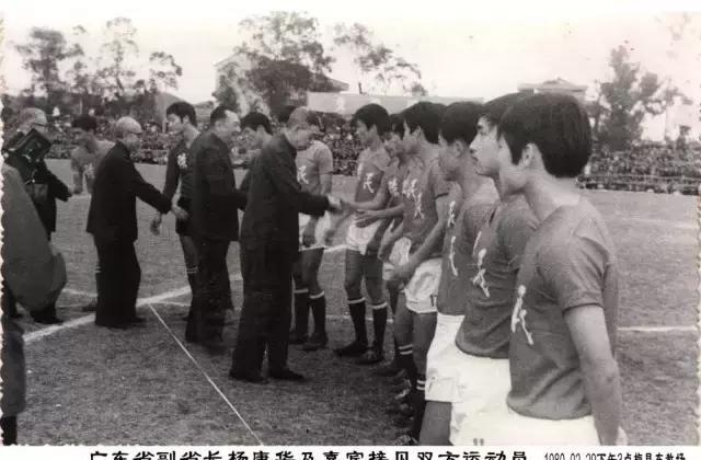 梅州变化真大,梅州客家足球基地全景图