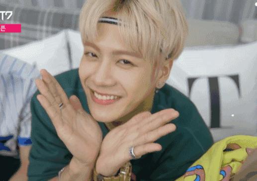 烘焙散粉的正确用法图解大全 (超级好用的控油散粉)