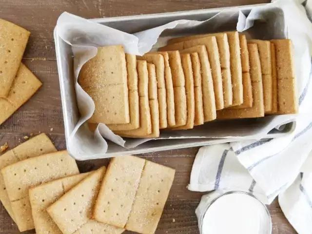 代餐饼干饱腹感强能减脂用吗,减脂饼干推荐代餐饼干靠谱吗