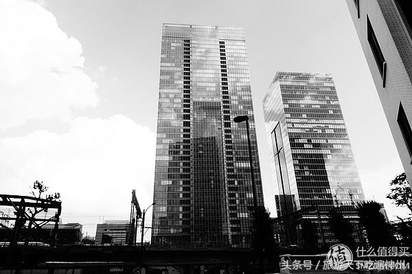 夫妻逛街买买买,夫妻日常买买买