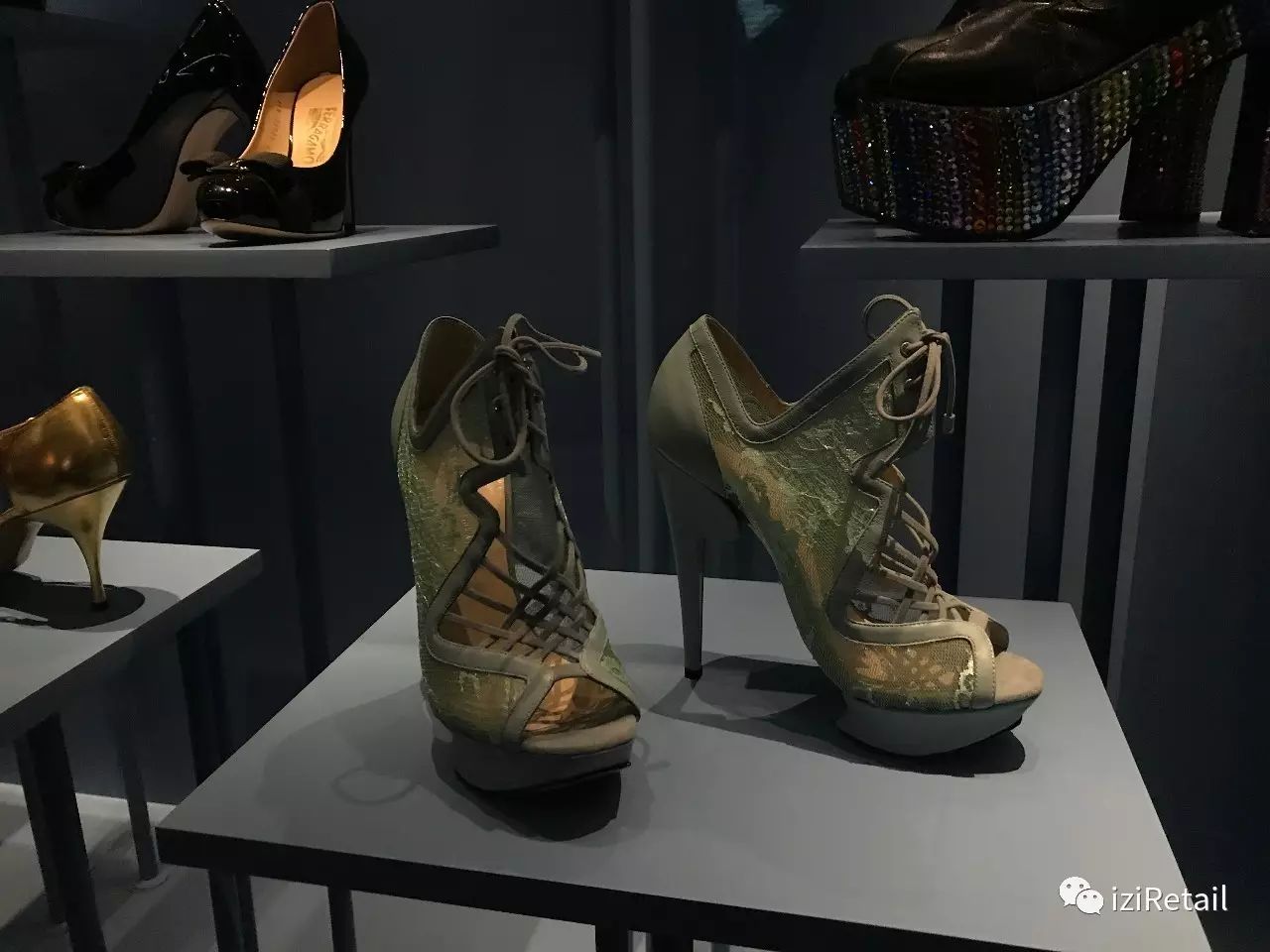 jimmychoo设计效果图,jimmychoo参与设计