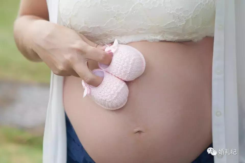 怀孕了还能跟领导谈涨工资么,怀孕怎么发朋友圈让领导知道