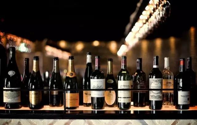 如何证明红酒是假酒的标准,进口红酒条形码和假酒一样吗