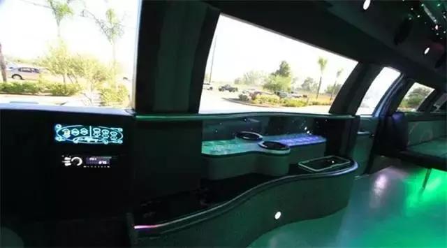 福特这车值吗,福特头等舱商务车