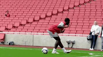 现役足坛十大搞笑人物,阿森纳欧冠搞笑视频