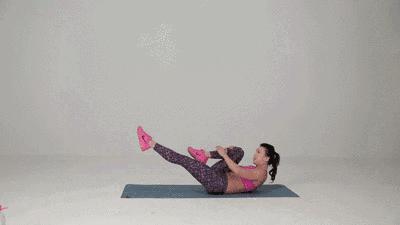 腹肌训练动作练出腹肌马甲线,如何快速练出腹肌马甲线10个动作