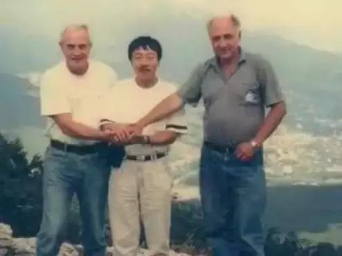 中国天眼fast天眼,放弃300倍高薪回国的人