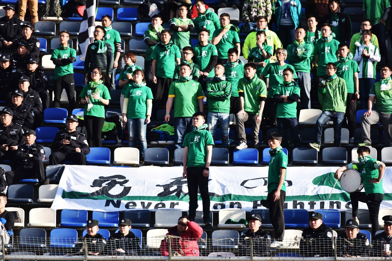 我们还年轻未来可期,我们还年轻努力前行