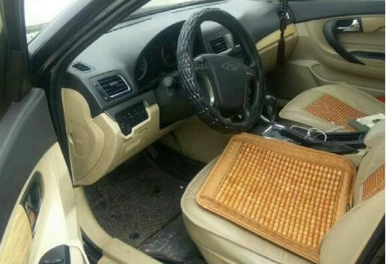 小伙花2000买面包车以为捡了便宜,小伙花2万买的二手车