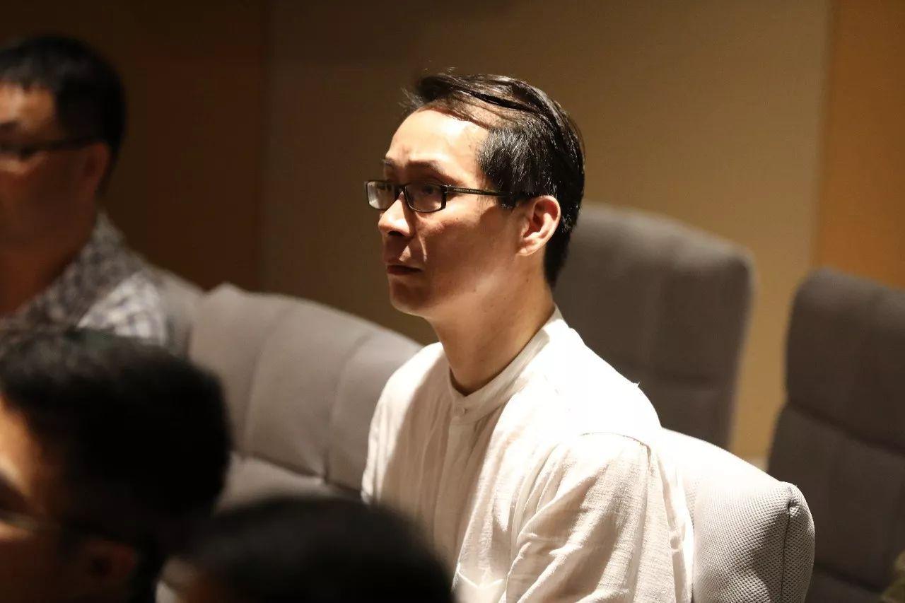 金风送爽同邀月下联,金风送爽迎中秋