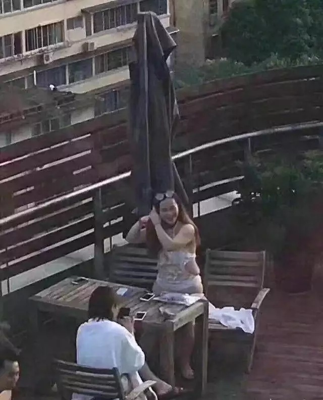 男子做完怎么也拨不了，消防员来了也没办法！最后还得用这个！