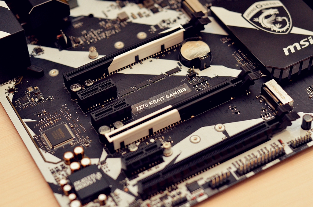 整套主机不到8000,轻松战到2018,只等内存跳水