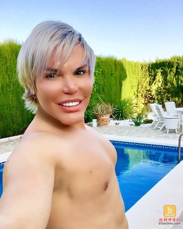 他花200万迪整成“芭比男友”因与护照不符在迪拜机场被拦截……