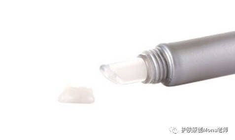 如何做眼部按摩恢复视力,如何眼部按摩