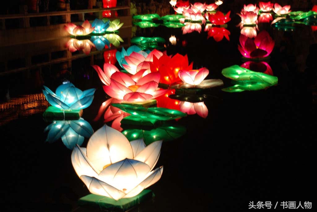 海上生明月天涯共此时英文,海上生明月天涯共此时含义